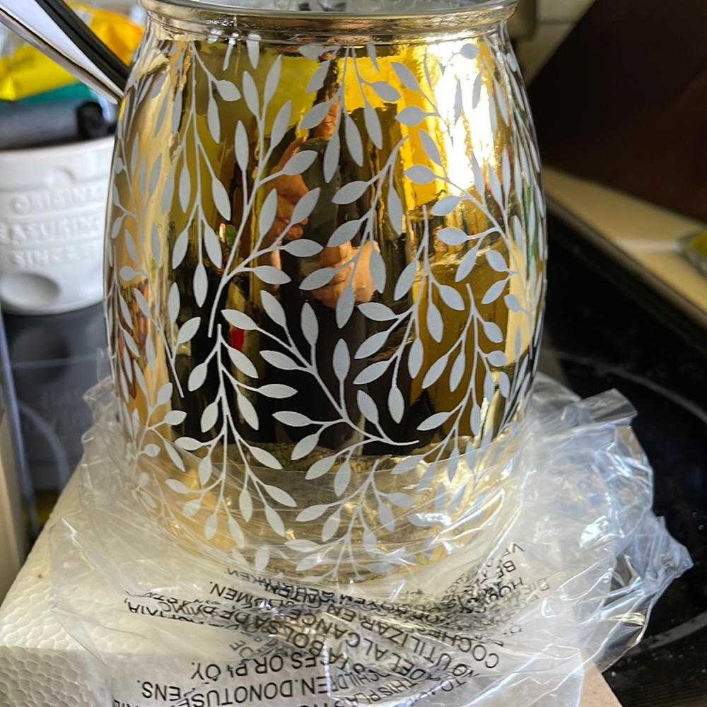 Laurel warmer